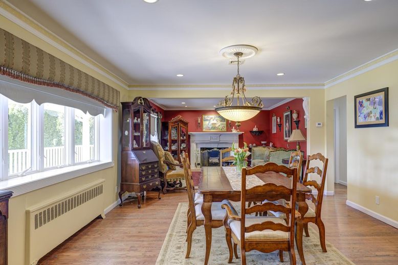 Dining room, Fireplace, Interior, Pendant Lights, Recessed Lighting, Wood Texture Flooring