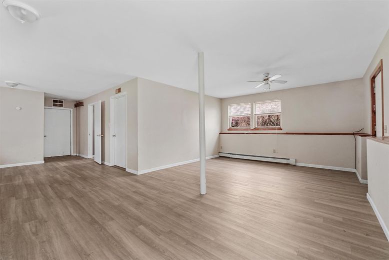 Empty room, Interior, Wood Texture Flooring