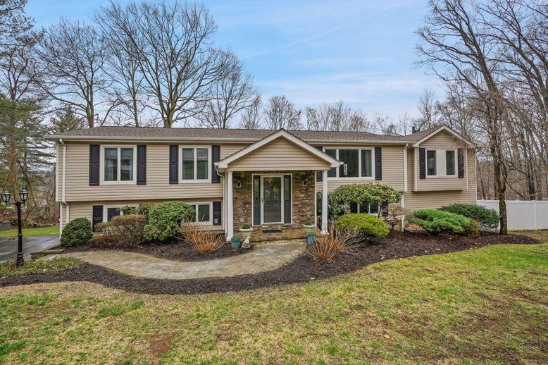 Attached, Exterior, Facade, Raised Ranch