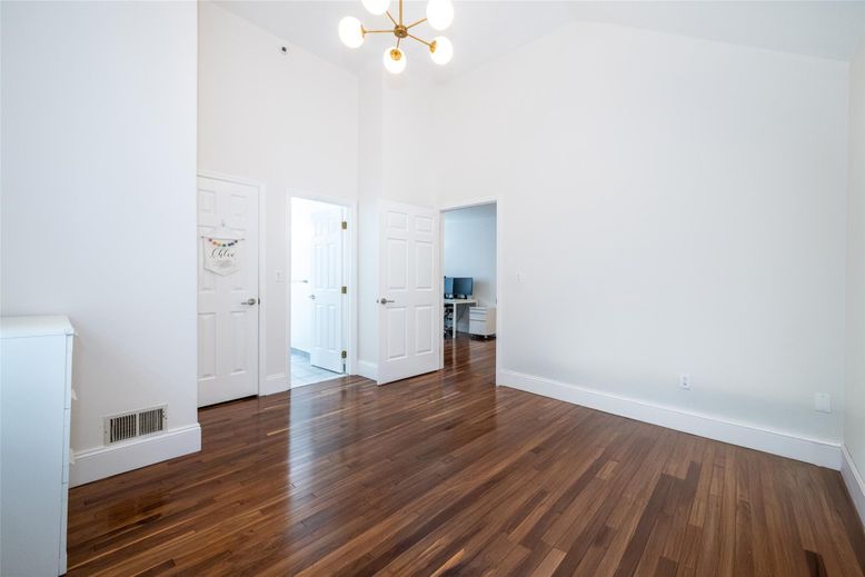 Empty room, Interior, Pendant Lights, Wood Texture Flooring