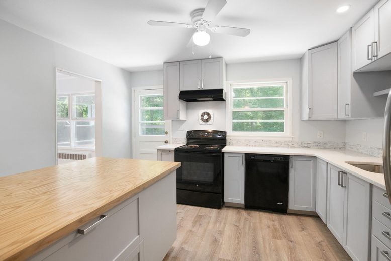 Interior, Kitchen, Recessed Lighting, Wood Texture Flooring