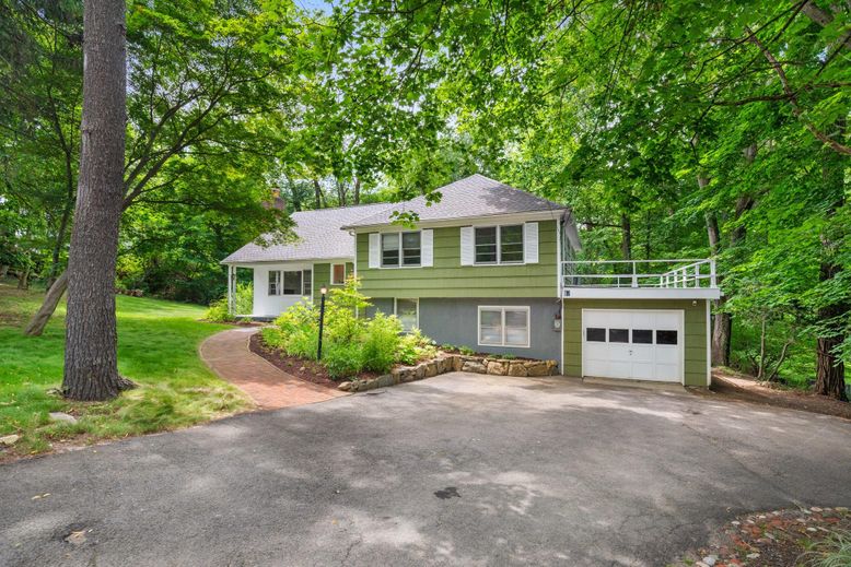 Attached, Exterior, Facade, Raised Ranch