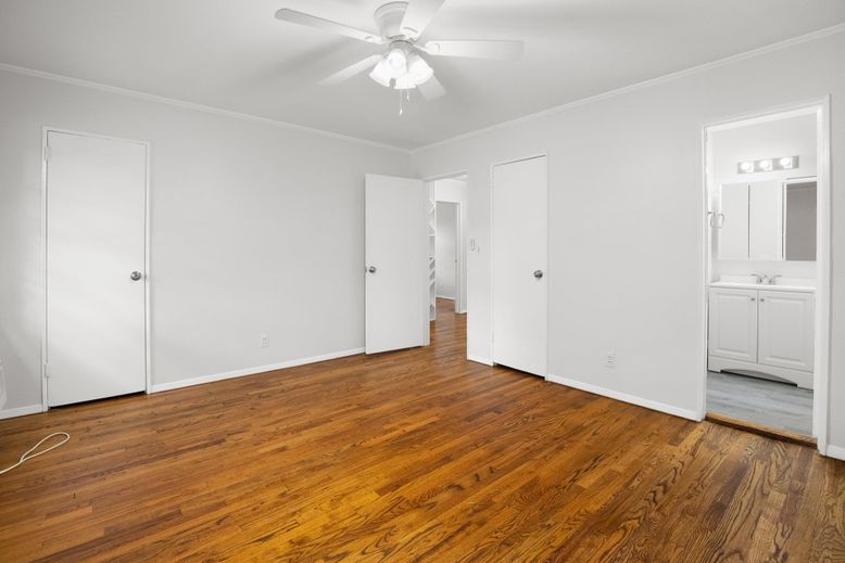 Bathroom, Empty room, Interior, Wood Texture Flooring
