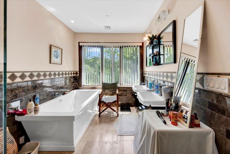 Bathroom, Free Standing Baths, Interior, Recessed Lighting