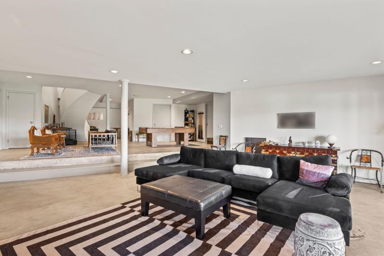Dining room, Interior, Living room, Recessed Lighting