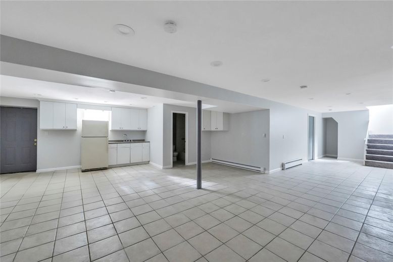 Empty room, Interior, Kitchen, Recessed Lighting