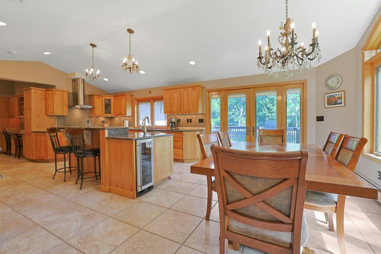 Chandelier, Dining room, Interior, Kitchen, Recessed Lighting