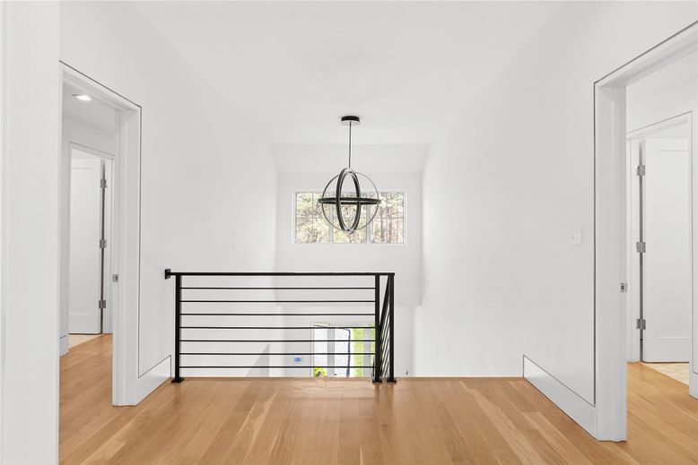 Interior, Pendant Lights, Wood Texture Flooring