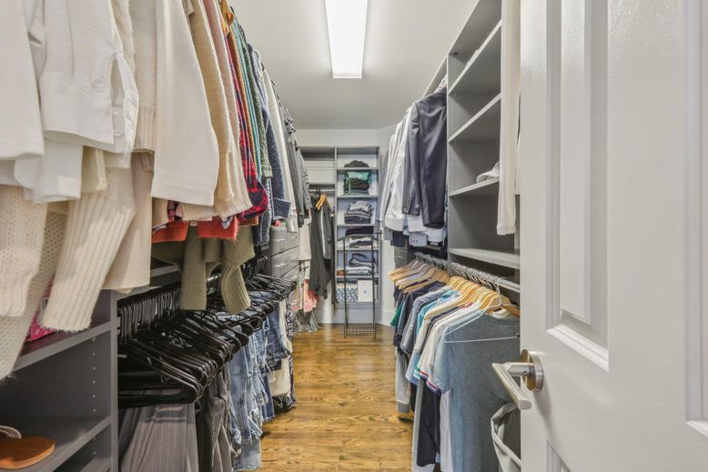 Interior, Walk-in Closets, Wood Texture Flooring