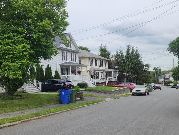 Exterior, Facade, Queen Anne Victorian