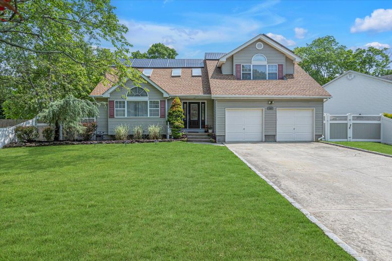 Attached, Exterior, Facade, Solar Panels, Ranch