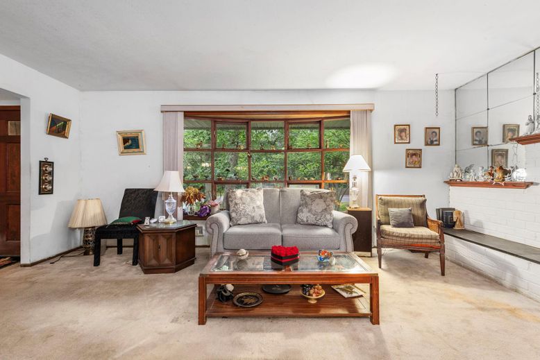 Interior, Living room