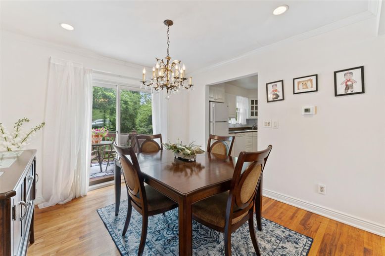 Chandelier, Dining room, Interior, Recessed Lighting, Wood Texture Flooring