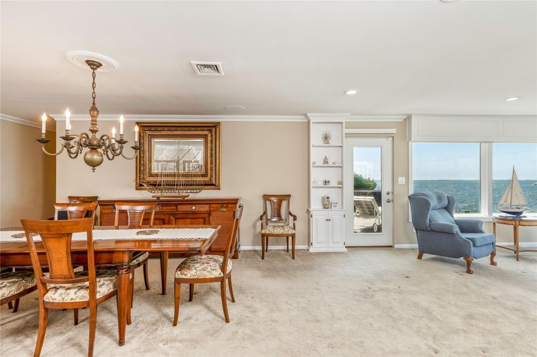 Chandelier, Dining room, Interior, Recessed Lighting, Water