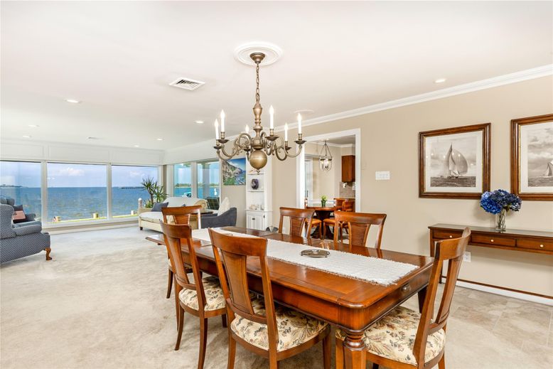 Chandelier, Dining room, Interior, Recessed Lighting, Water