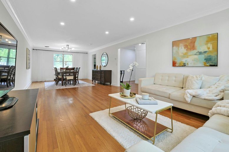 Dining room, Interior, Living room, Recessed Lighting, Wood Texture Flooring