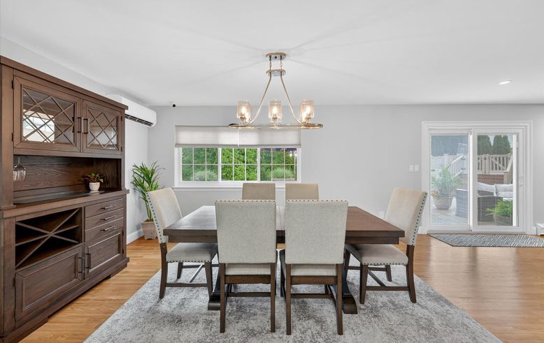 Dining room, Interior, Pendant Lights, Recessed Lighting, Wood Texture Flooring