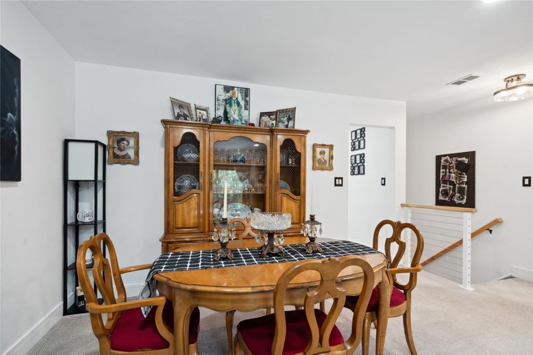 Dining room, Interior