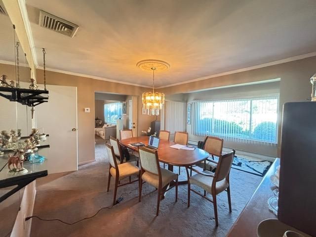 Chandelier, Dining room, Interior