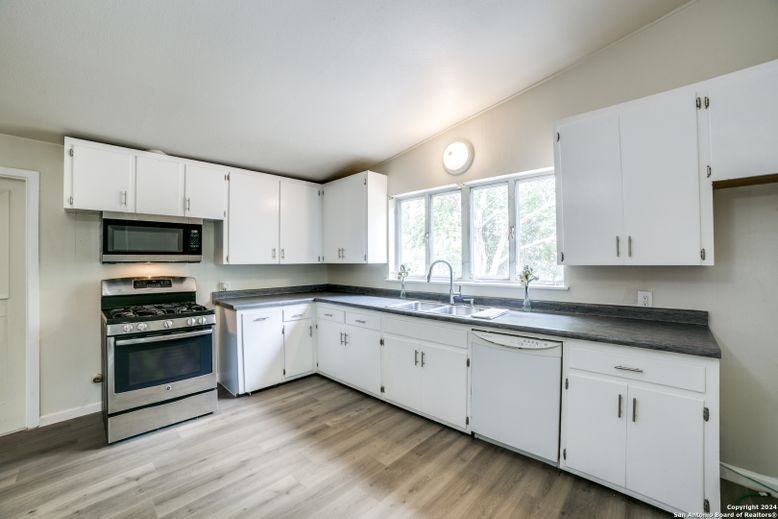 Interior, Kitchen, Stainless Steel Appliances, Wood Texture Flooring