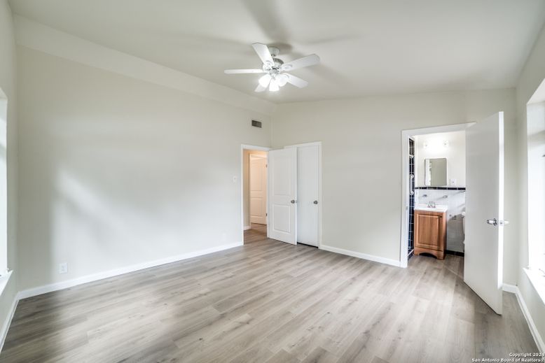 Bathroom, Empty room, Interior, Wood Texture Flooring