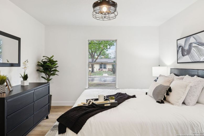 Bedroom, Chandelier, Interior, Wood Texture Flooring