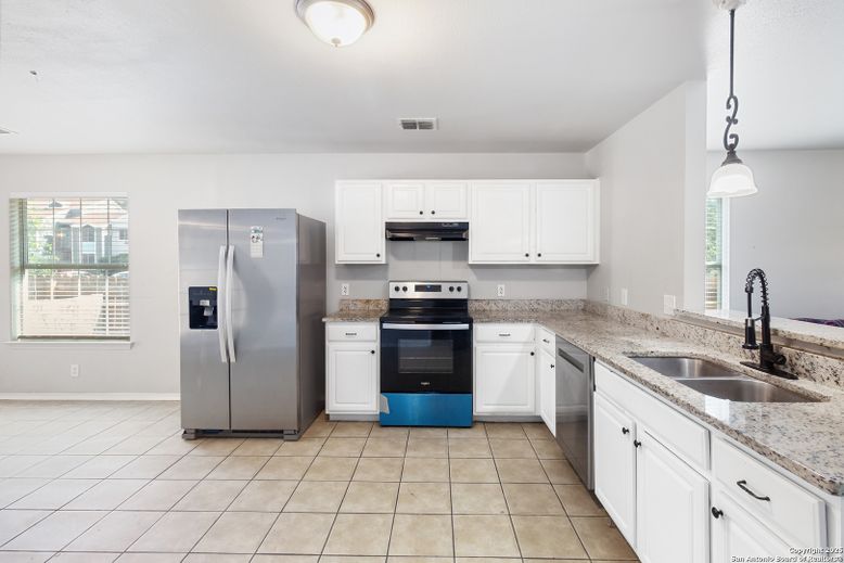 Interior, Kitchen, Pendant Lights, Stainless Steel Appliances
