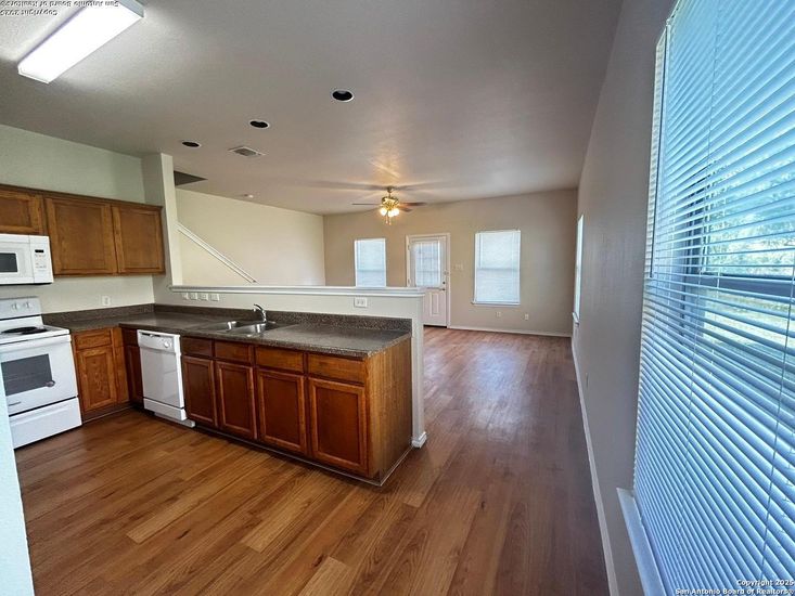 Interior, Kitchen, Recessed Lighting, Wood Texture Flooring