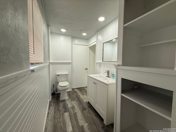 Bathroom, Interior, Recessed Lighting, Wood Texture Flooring