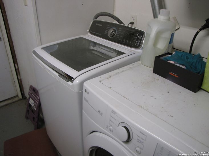 Interior, Washer