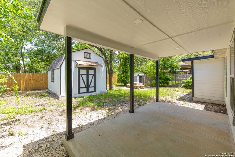 Backyard, Exterior