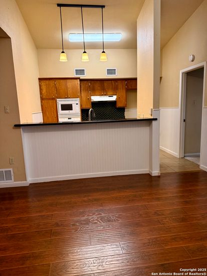 Interior, Kitchen, Pendant Lights, Wood Texture Flooring