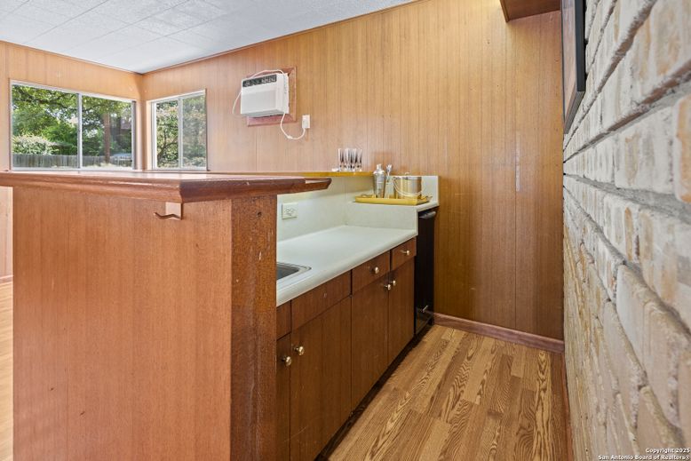 Interior, Kitchen, Wood Texture Flooring, Wooden Walls