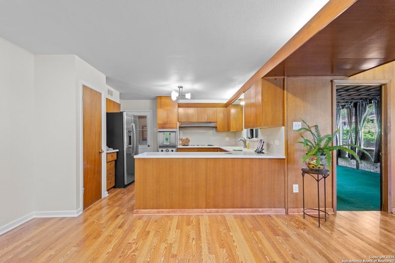 Interior, Kitchen, Wood Texture Flooring