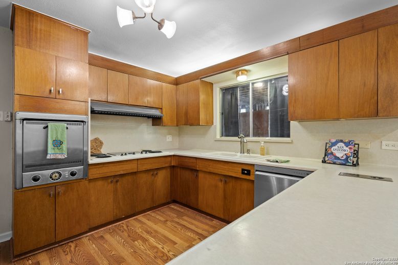 Interior, Kitchen, Wood Texture Flooring