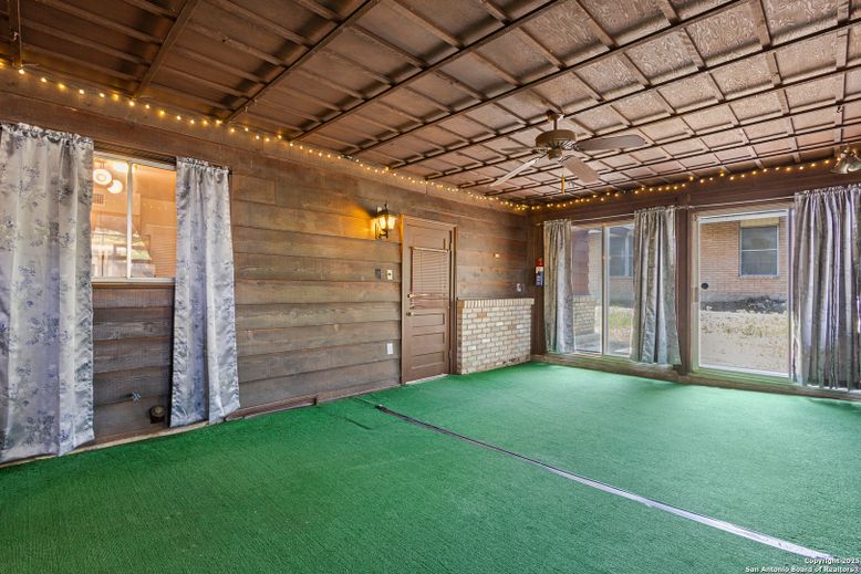 Empty room, Interior, Wooden Walls