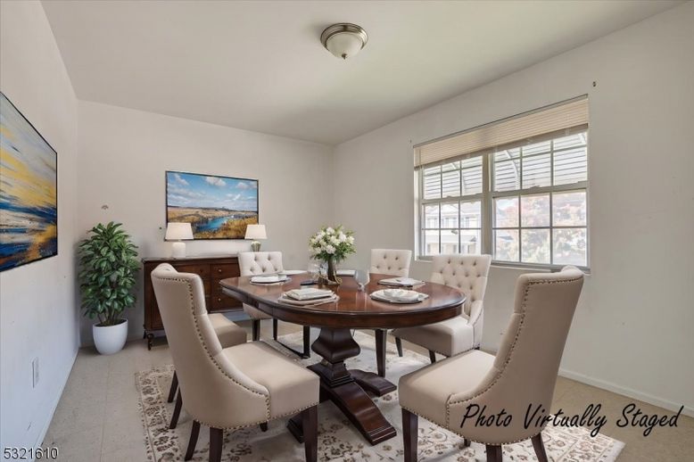 Dining room, Interior
