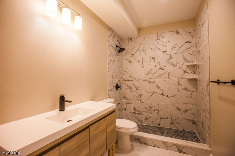 Bathroom, Interior, Marble, Marble Walls