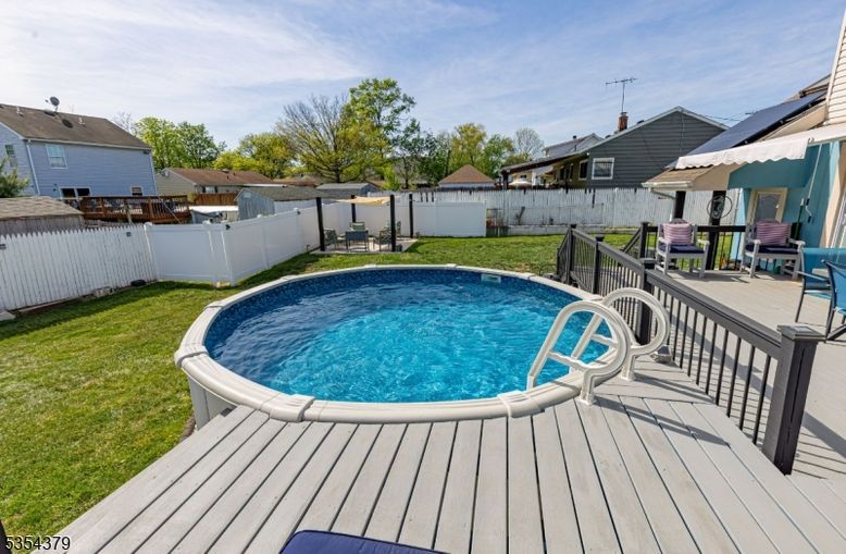 Exterior, Pool, Solar Panels