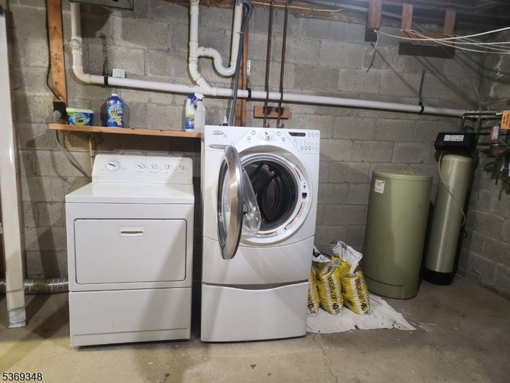 Interior, Utility Closets, Washer