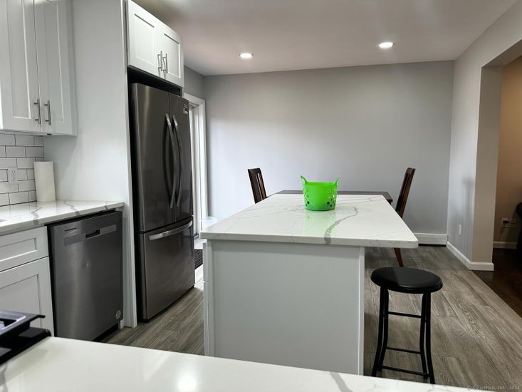 Dining room, Interior, Kitchen, Recessed Lighting, Wood Texture Flooring