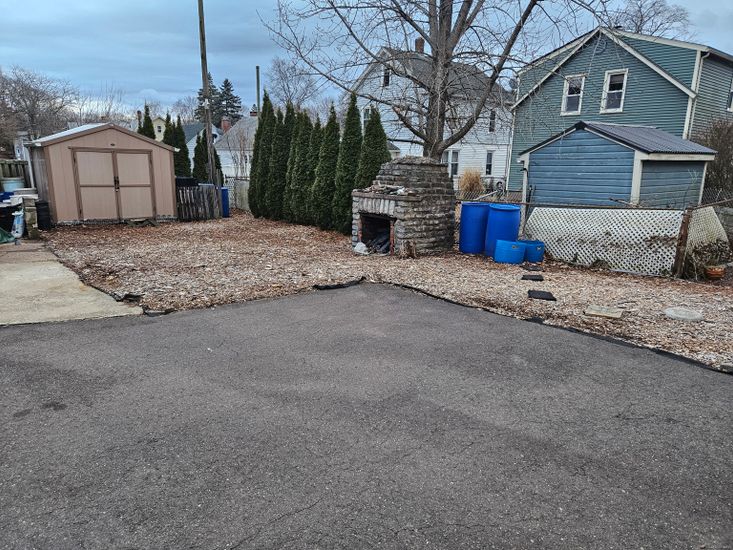 Detached Garage, Exterior