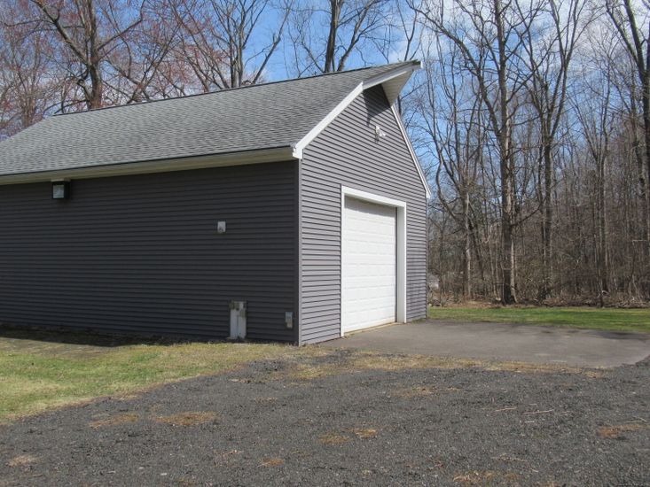 Detached Garage, Exterior
