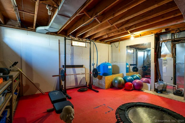 Fitness Equipment, Interior, Wooden Beams