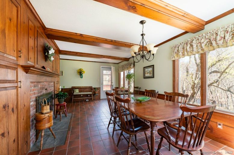 Chandelier, Dining room, Fireplace, Interior, Pendant Lights, Wooden Beams