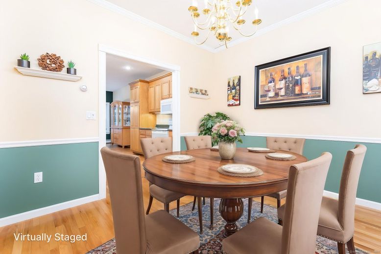 Chandelier, Dining room, Interior, Kitchen, Recessed Lighting, Wood Texture Flooring