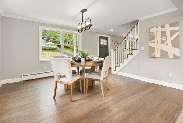 Chandelier, Dining room, Interior, Pendant Lights, Recessed Lighting, Wood Texture Flooring