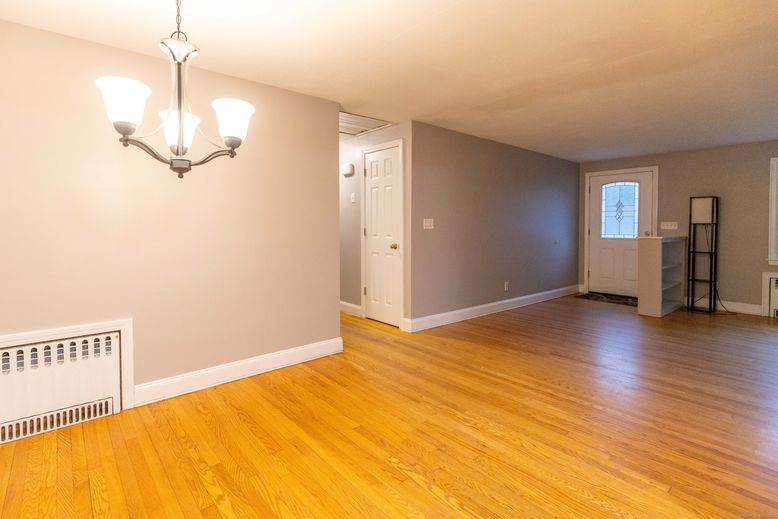 Empty room, Interior, Pendant Lights, Wood Texture Flooring